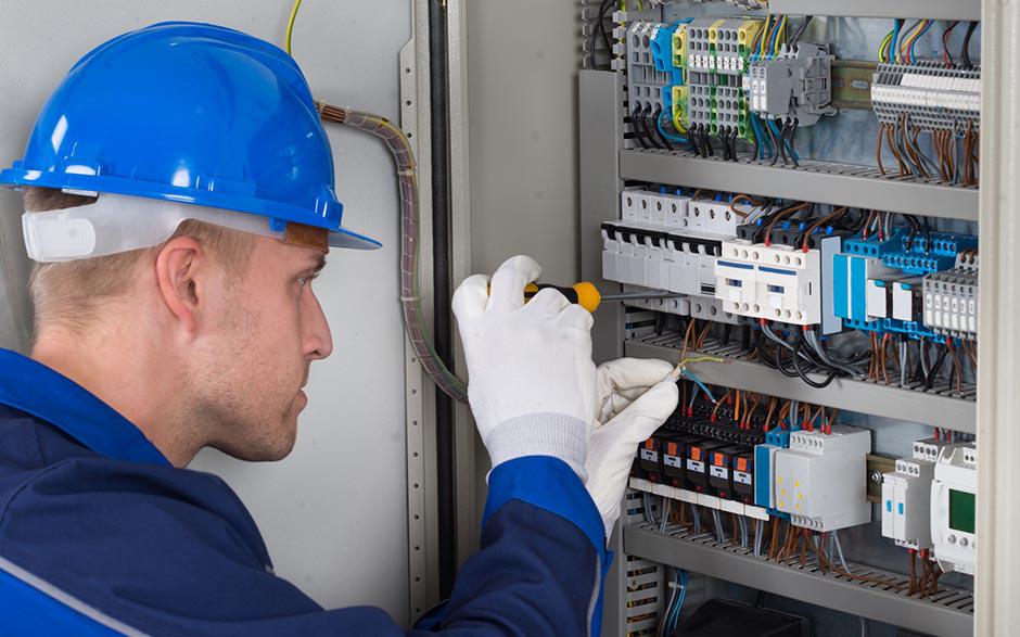 entrepreneur électricien Ézanville